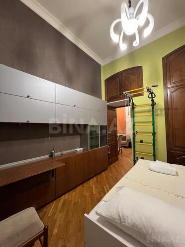 3-комн. вторичка - м. Низами - 60 м² (2)