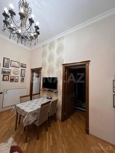 3-комн. вторичка - м. Низами - 60 м² (12)
