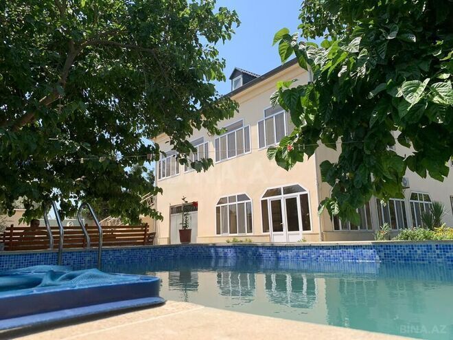 6 otaqlı həyət evi/bağ evi - Nardaran q. - 360 m² (1)
