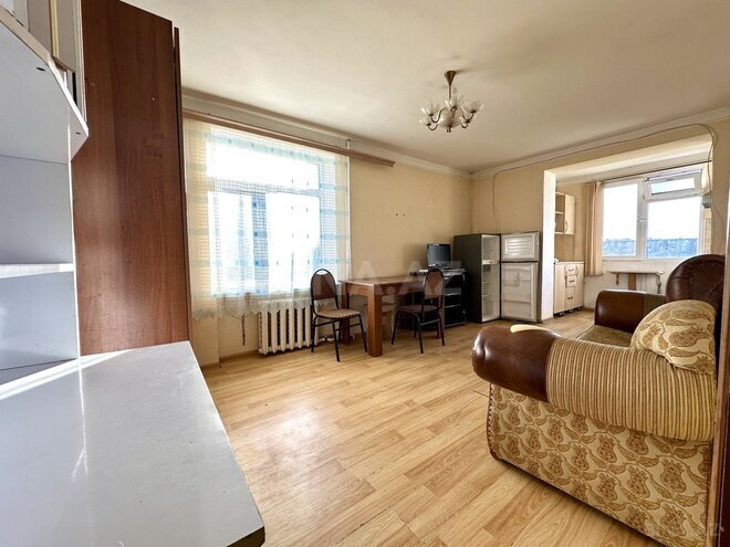 2 otaqlı köhnə tikili - Neftçilər m. - 35 m² (1)