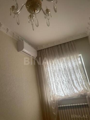 6 otaqlı həyət evi/bağ evi - Xocəsən m. - 250 m² (15)