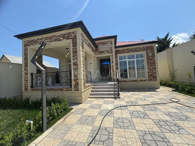 4 otaqlı həyət evi/bağ evi - Buzovna q. - 135 m² (1)