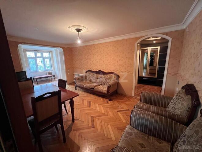 3 otaqlı köhnə tikili - Nizami m. - 65 m² (1)