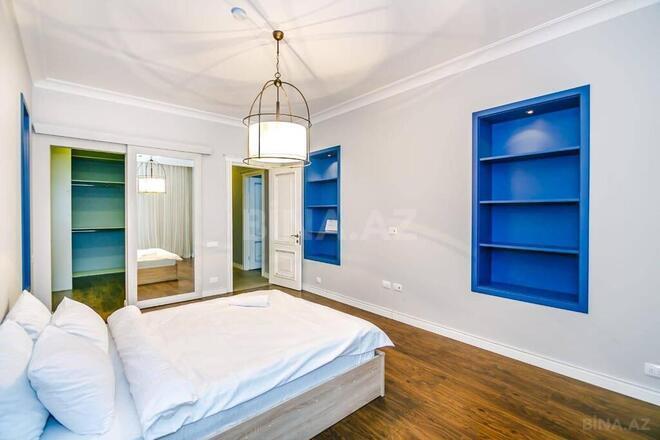 Продаётся 5-комн. новостройка 243 м², м. Сахил, photo 18 from 32