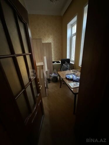10 otaqlı həyət evi/bağ evi - 6-cı mikrorayon q. - 500 m² (3)