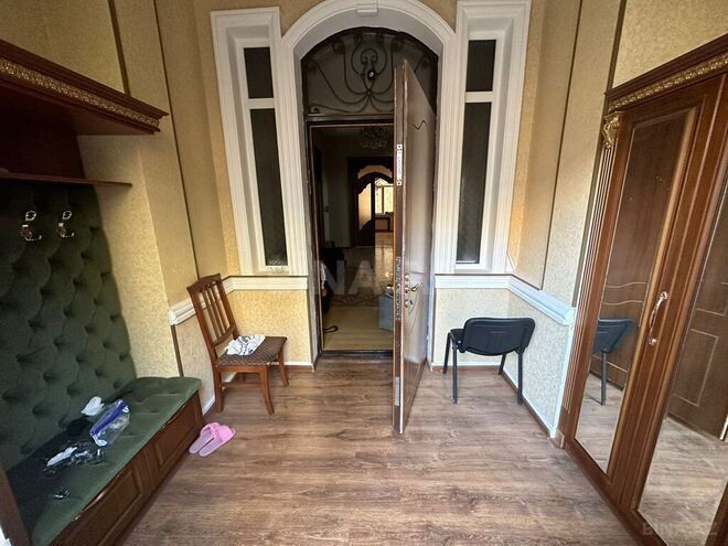 10 otaqlı həyət evi/bağ evi - 6-cı mikrorayon q. - 500 m² (26)