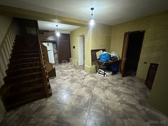 10 otaqlı həyət evi/bağ evi - 6-cı mikrorayon q. - 500 m² (21)
