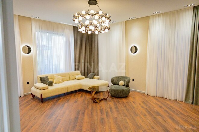5 otaqlı həyət evi/bağ evi - Novxanı q. - 256 m² (14)