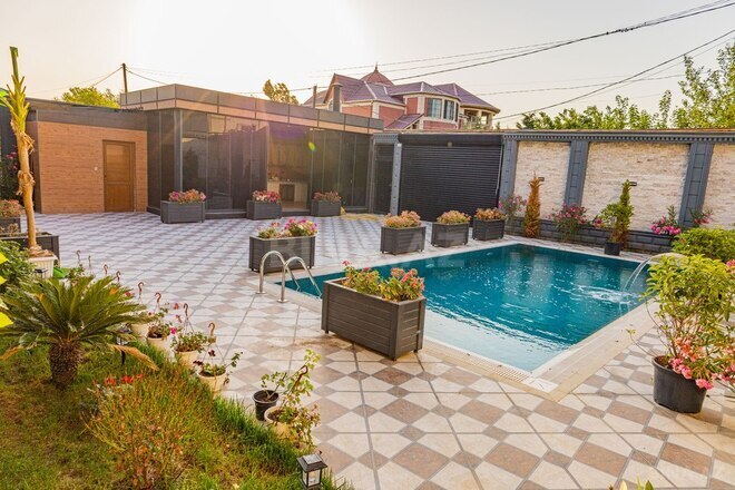 5 otaqlı həyət evi/bağ evi - Novxanı q. - 256 m² (3)