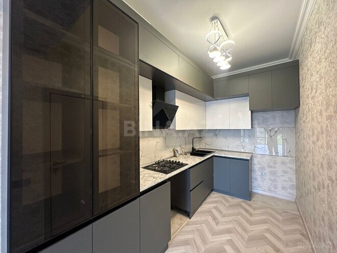 4 otaqlı yeni tikili - 28 May m. - 100 m² (25)