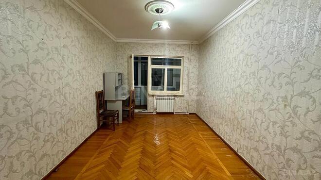 2 otaqlı köhnə tikili - Azadlıq Prospekti m. - 81 m² (1)