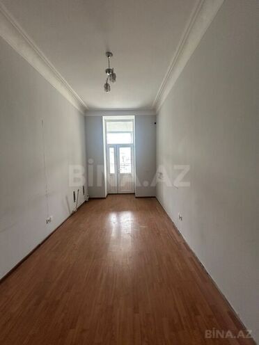 Obyekt - 28 May m. - 1000 m² (18)