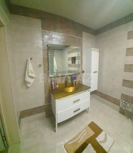 5 otaqlı həyət evi/bağ evi - Novxanı q. - 264 m² (17)