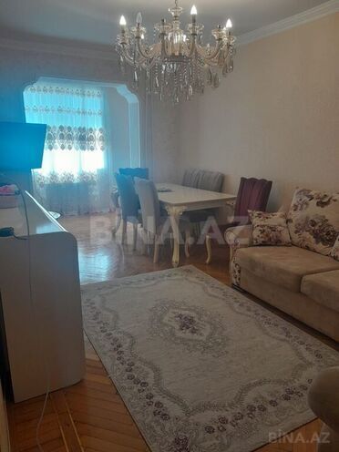 3 otaqlı köhnə tikili - Neftçilər m. - 72 m² (2)