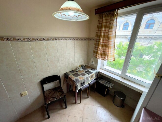 3 otaqlı köhnə tikili - Sahil m. - 90 m² (15)