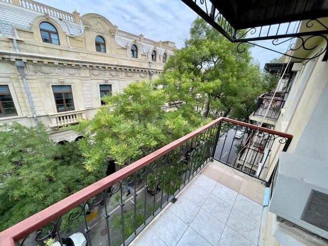 3 otaqlı köhnə tikili - Sahil m. - 90 m² (20)
