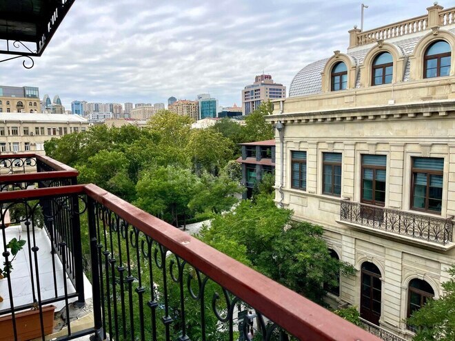 3 otaqlı köhnə tikili - Sahil m. - 90 m² (2)