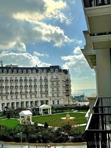 3 otaqlı yeni tikili - Ağ şəhər q. - 80 m² (1)