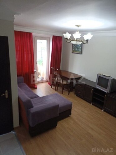 2 otaqlı köhnə tikili - Nizami m. - 33 m² (1)