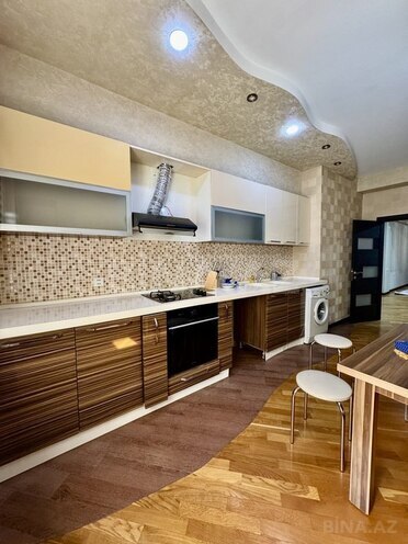3 otaqlı yeni tikili - İnşaatçılar m. - 130 m² (11)