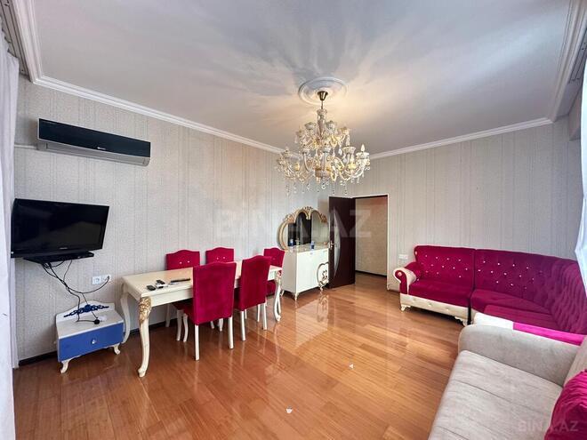 3 otaqlı köhnə tikili - Yeni Günəşli q. - 90 m² (1)