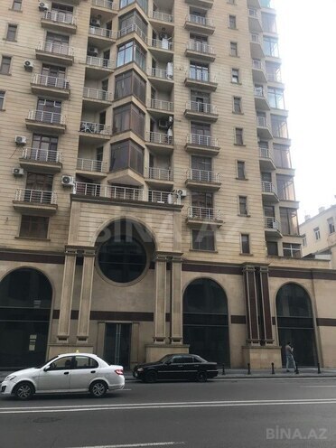 4-комн. новостройка - м. Сахил - 196 м² (2)