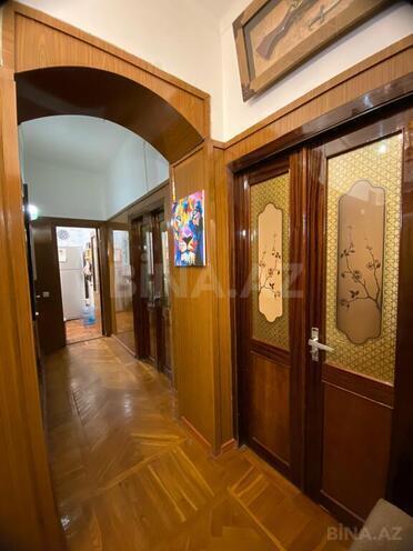 3-комн. вторичка - м. 28 мая - 85 м² (10)