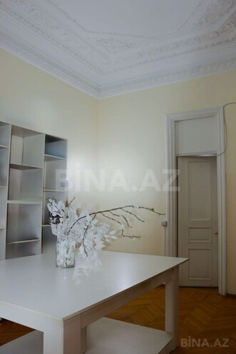 6-комн. вторичка - м. 28 мая - 240 м² (12)