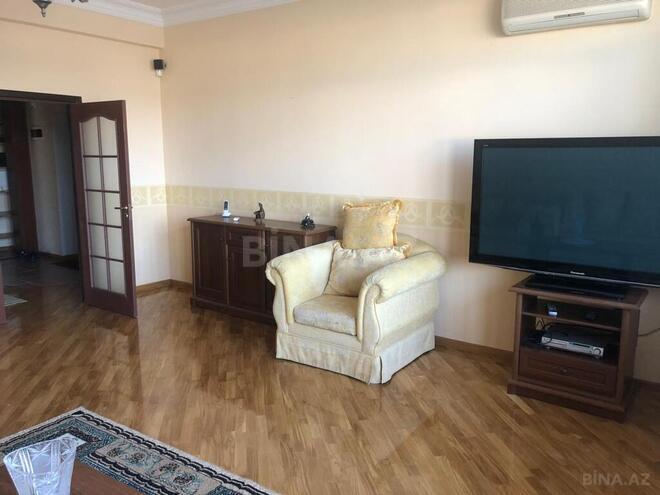 3 otaqlı yeni tikili - Nizami m. - 155 m² (1)