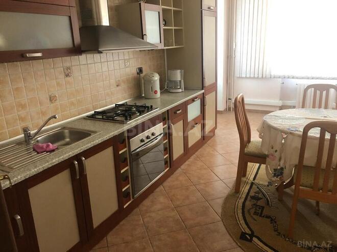 3 otaqlı yeni tikili - Nizami m. - 155 m² (3)