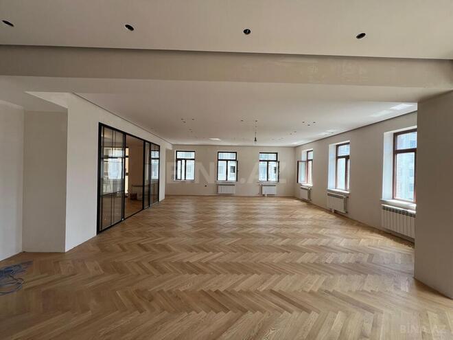 4 otaqlı yeni tikili - Elmlər Akademiyası m. - 270 m² (1)