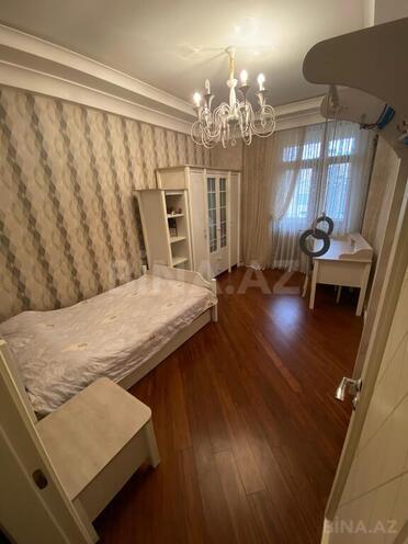 4 otaqlı yeni tikili - Şah İsmayıl Xətai m. - 185 m² (9)