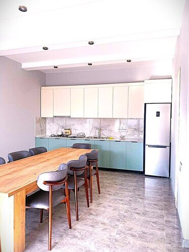 6 otaqlı həyət evi/bağ evi - Görədil q. - 200 m² (17)