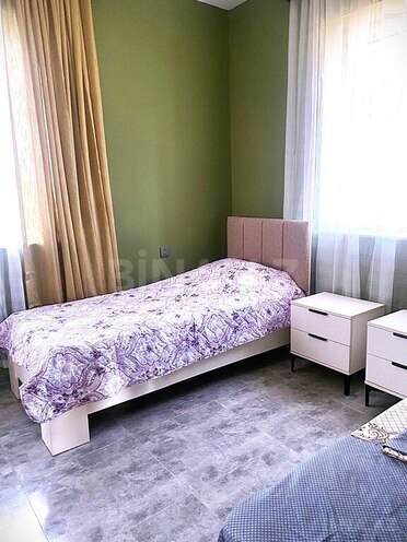 6 otaqlı həyət evi/bağ evi - Görədil q. - 200 m² (18)