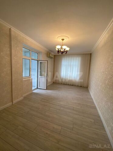 2 otaqlı köhnə tikili - 9-cu mikrorayon q. - 58 m² (1)