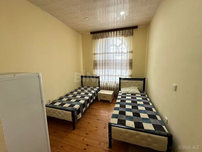 7 otaqlı həyət evi/bağ evi - Xaçmaz - 220 m² (14)