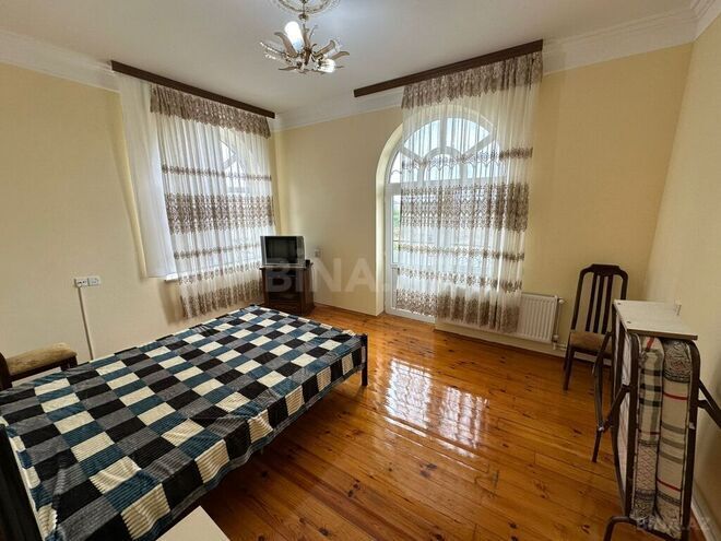 7 otaqlı həyət evi/bağ evi - Xaçmaz - 220 m² (19)