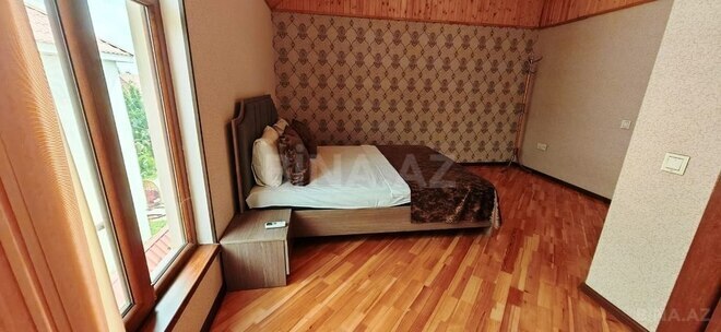 4 otaqlı həyət evi/bağ evi - Qəbələ - 220 m² (14)