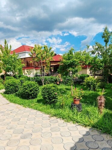 4 otaqlı həyət evi/bağ evi - Qəbələ - 220 m² (9)