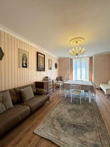 9 otaqlı həyət evi/bağ evi - Xocəsən m. - 220 m² (2)
