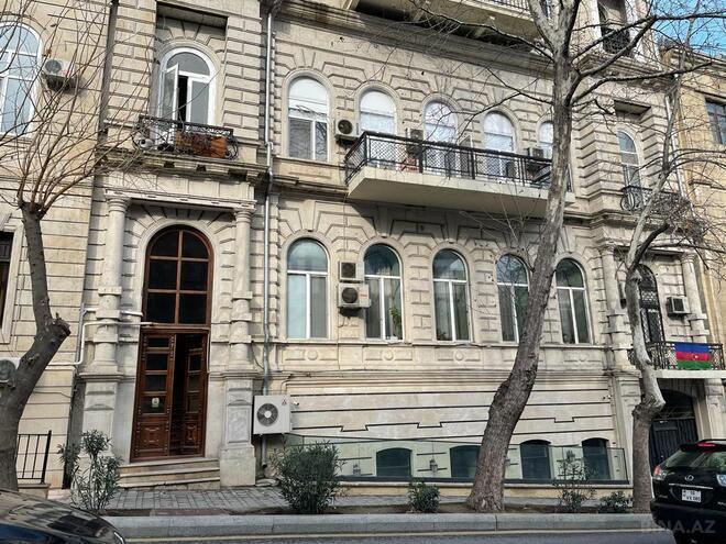 5 otaqlı köhnə tikili - İçəri Şəhər m. - 220 m² (1)