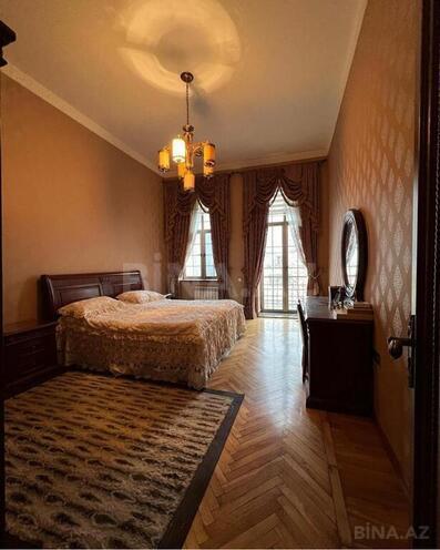 5 otaqlı köhnə tikili - İçəri Şəhər m. - 220 m² (11)