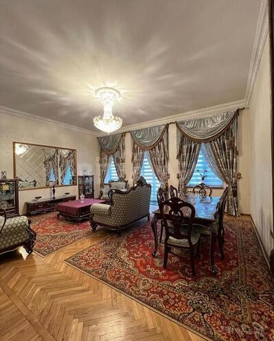 5 otaqlı köhnə tikili - İçəri Şəhər m. - 220 m² (5)