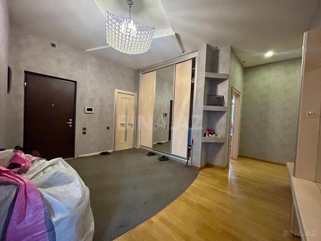 3-комн. новостройка - м. 28 мая - 225 м² (16)