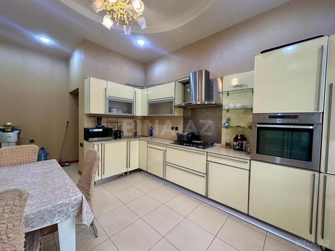 3-комн. новостройка - м. 28 мая - 225 м² (19)