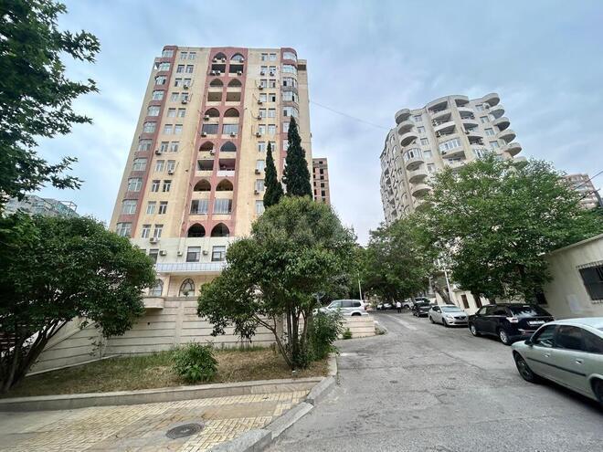 3-комн. новостройка - м. 28 мая - 225 м² (29)