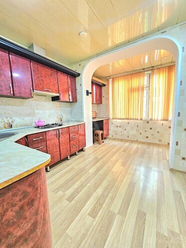 3 otaqlı köhnə tikili - Həzi Aslanov q. - 85 m² (14)