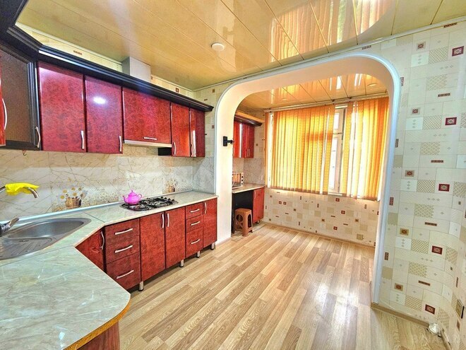 3 otaqlı köhnə tikili - Həzi Aslanov q. - 85 m² (8)