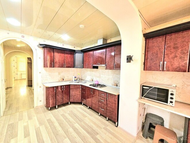 3 otaqlı köhnə tikili - Həzi Aslanov q. - 85 m² (3)