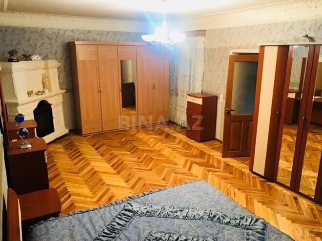 6 otaqlı həyət evi/bağ evi - Novxanı q. - 400 m² (8)